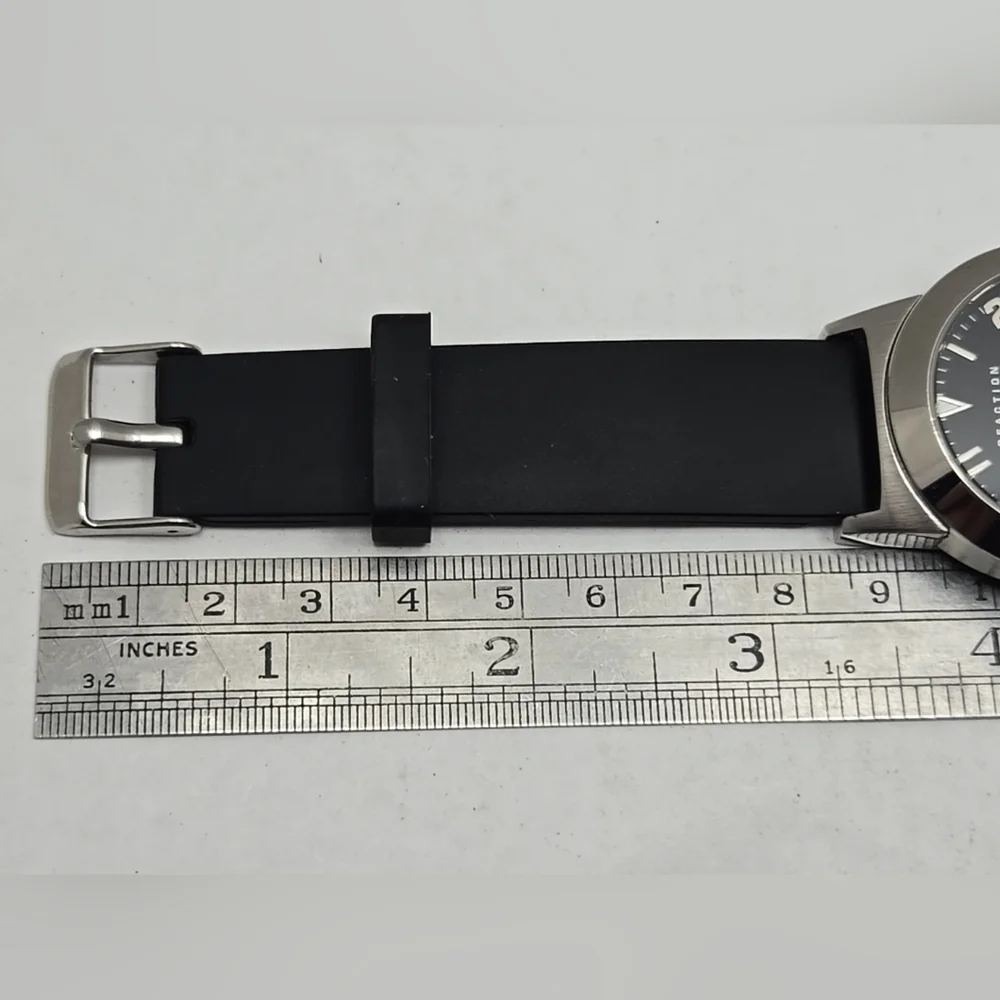 Vintage Mens Kenneth Reaction Silver Tone Quartz Date Watch New Battery RK1001